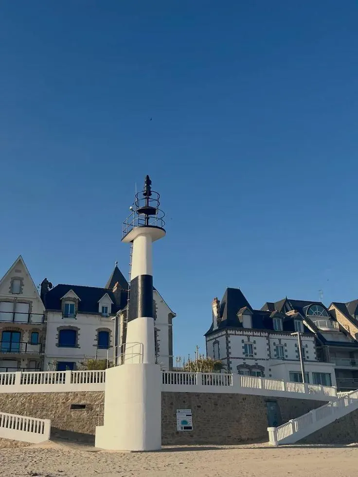 Ptit Sale Quiberon Apartment 0*,